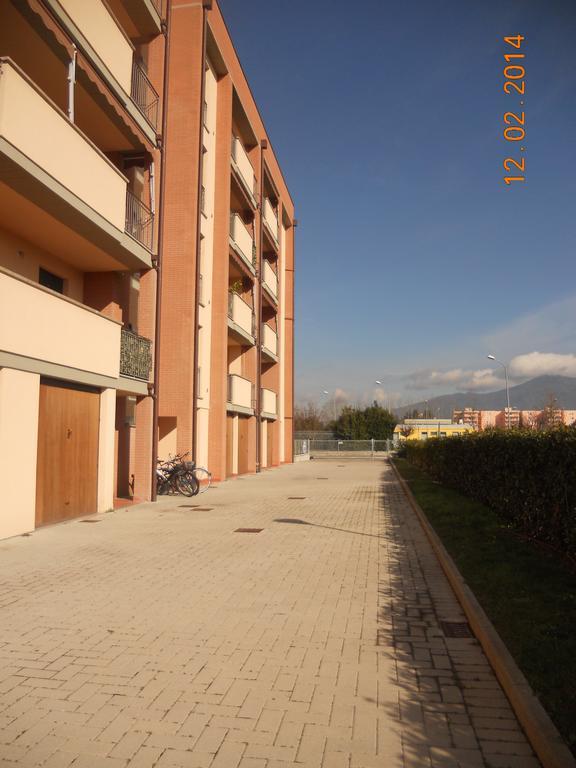 Apartment Via Delle Torri Pisa Room photo
