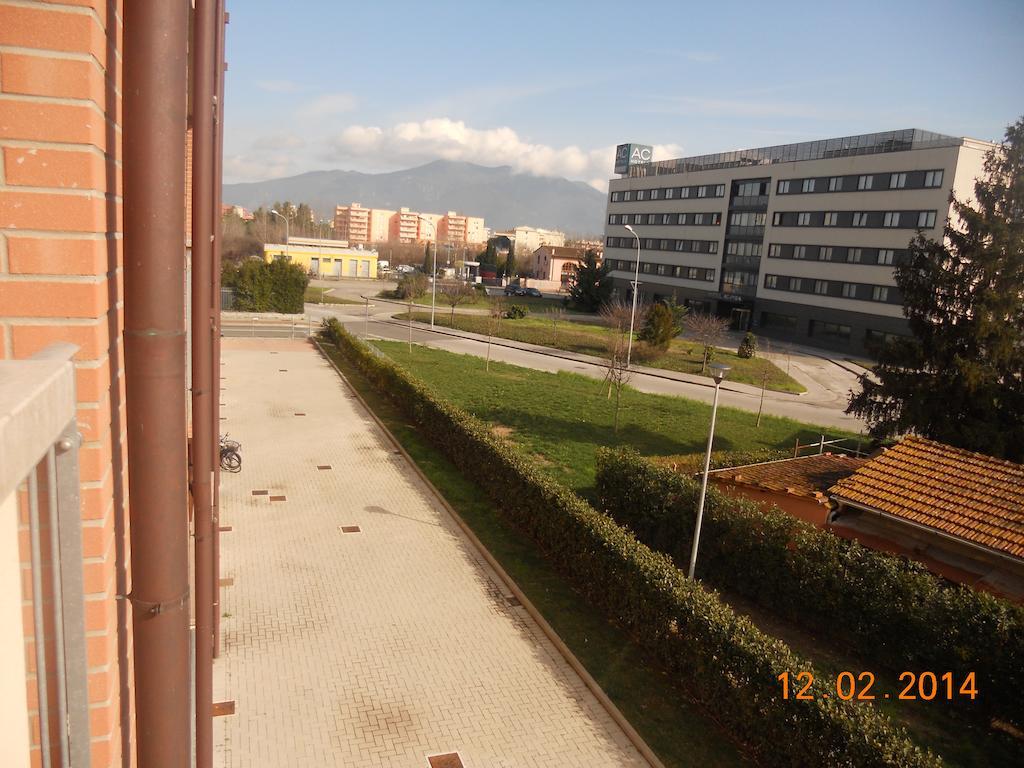 Apartment Via Delle Torri Pisa Room photo